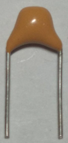 (220pF) Capacitor 500V Radial