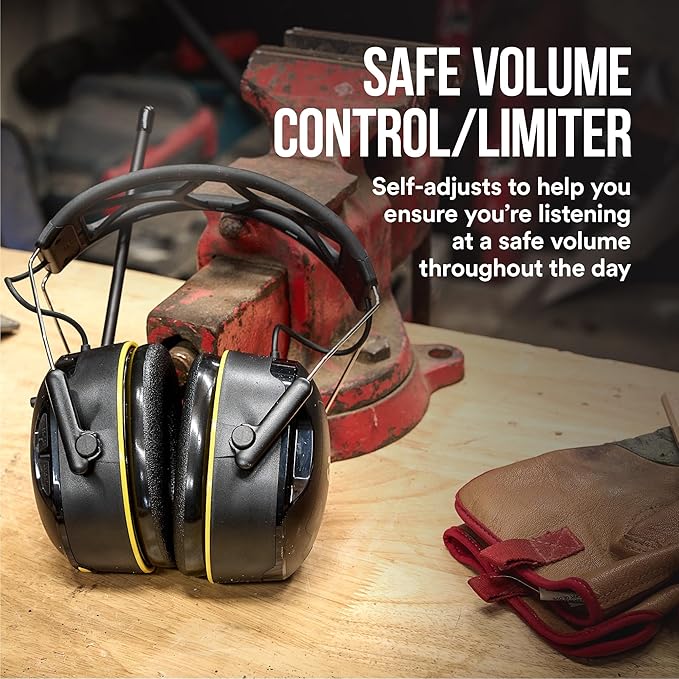3M™ WorkTunes™ AM/FM Hearing Protector with Audio Assist
