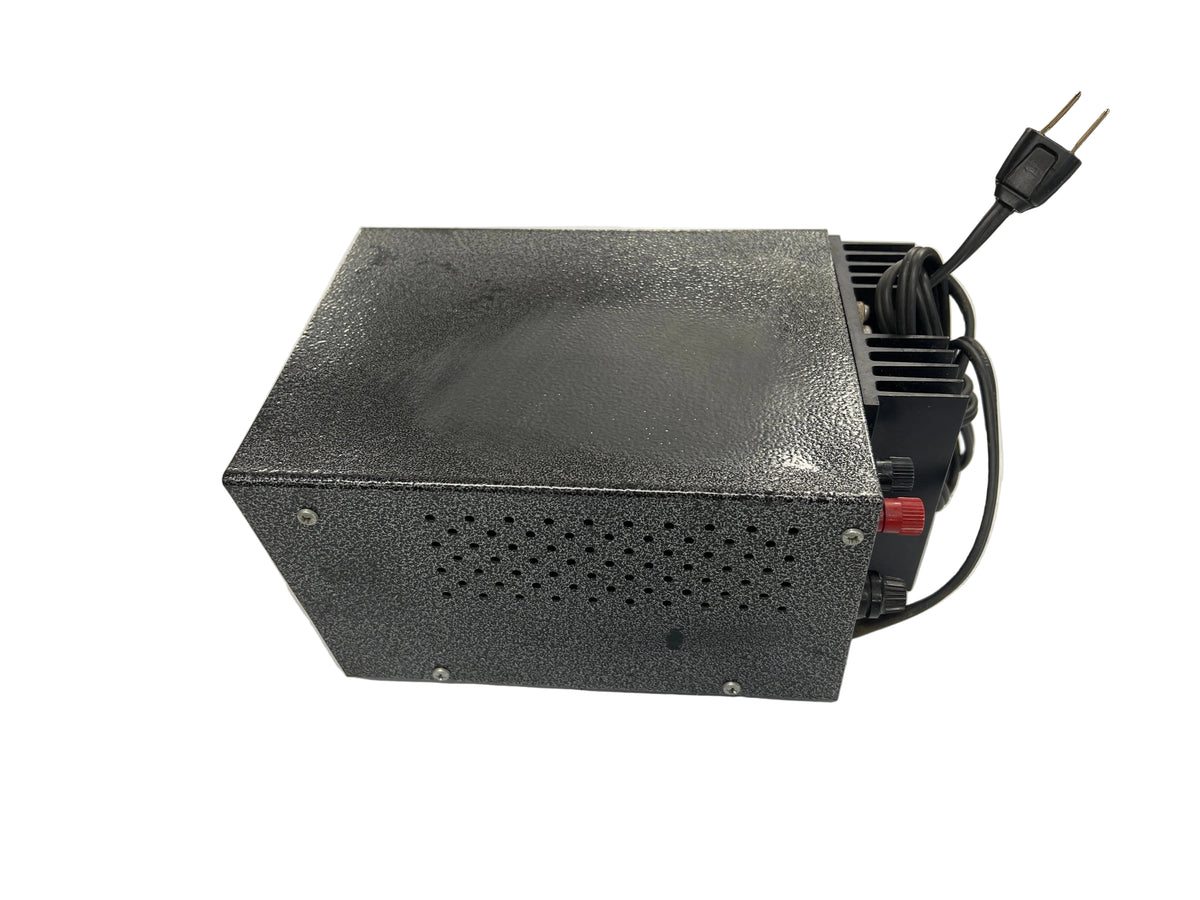 Vista XX-R Regulated Power Supply 13.8VDC 16A (Pre-Owned)