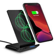 Hypergear 10-Watt Wireless Fast-Charging Stand