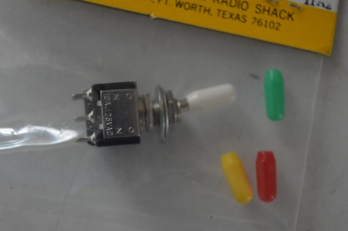 RadioShack 275-0325 SPST Push Button Switch with Color Sleeves – On/Off (1 Per Pack)