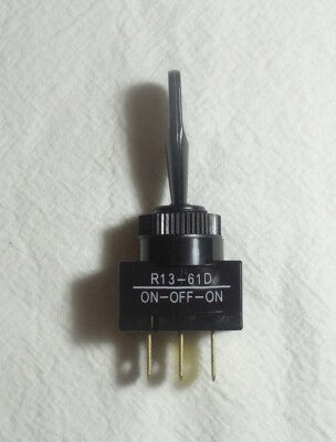 Radio Shack 275-0711 SPDT Center-Off Automotive Flip Switch